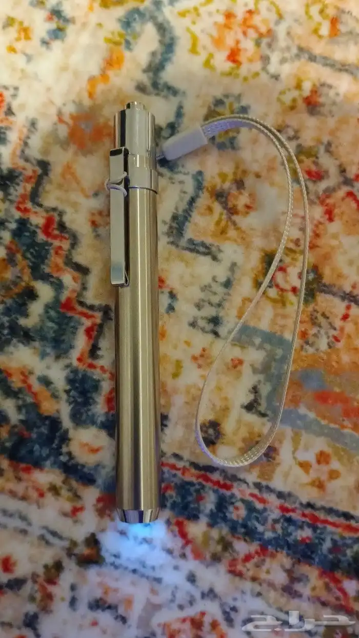 كشاف UV اشعه فوق البنفسجية 1