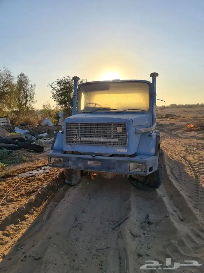 يوجد لدينا معدات للبيع 5