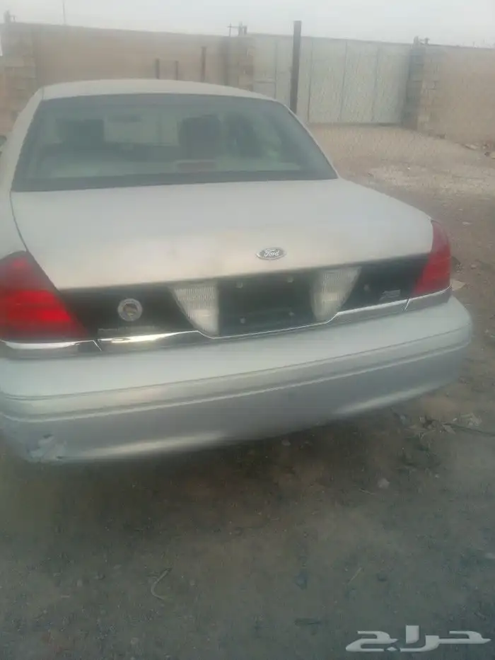 فورد كراون فيكتوريا موديل 2011 للبيع قطع غيار فقك 2