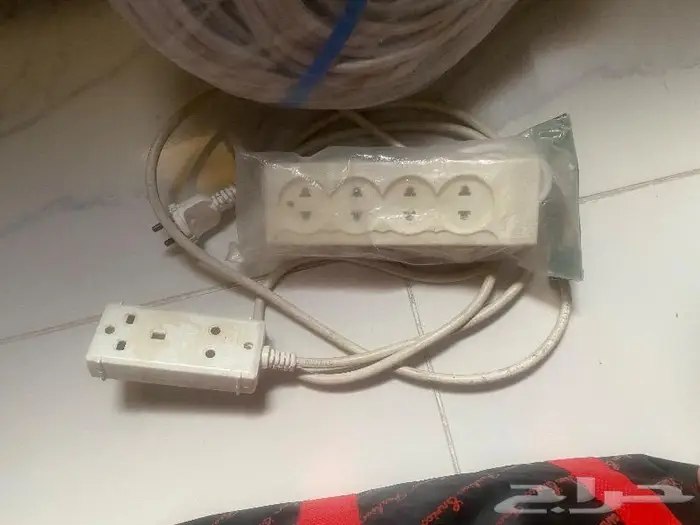 اغراض كهرباء للبيع ب 300 ريال 0
