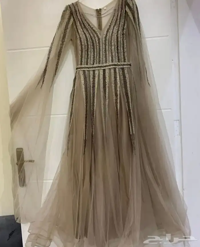 فستام ملكة او فستان عزيمة فخم 0