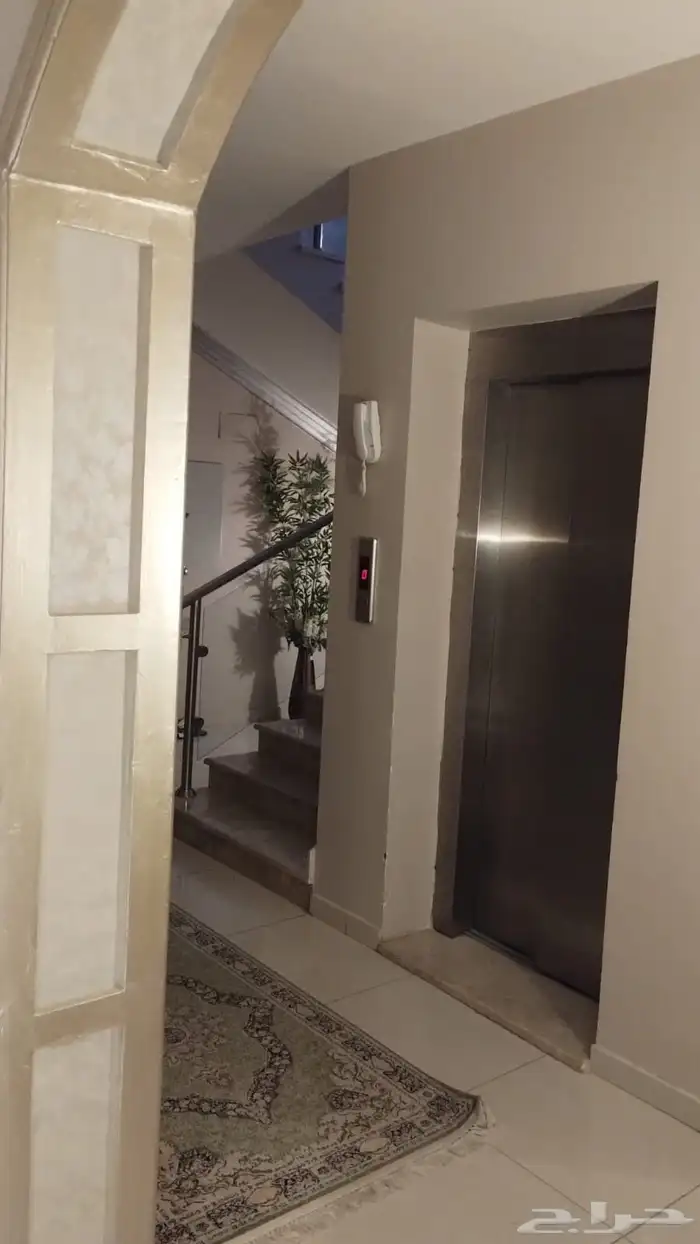 فيلا شبه جديدة للبيع .. البدراني 1