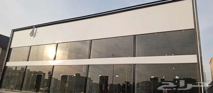 اعمال وتركيب الزجاج السكريت ودربزين الدمام وتركيب ممتازه 0