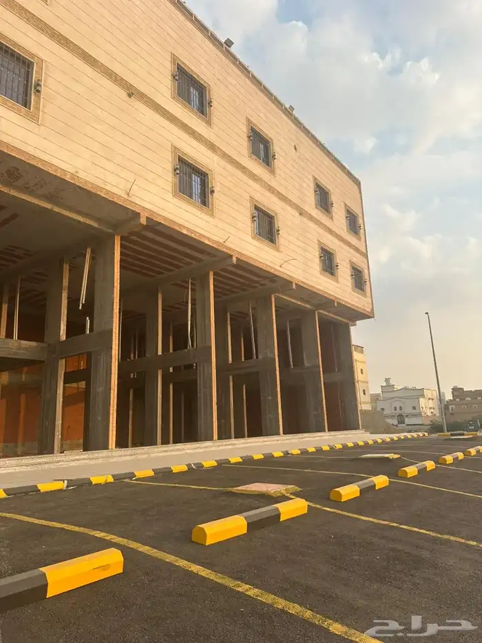 مجمع سكن عمالة أومهندسين ومحلات تجارية للايجار حي( الفضيلة ) 5