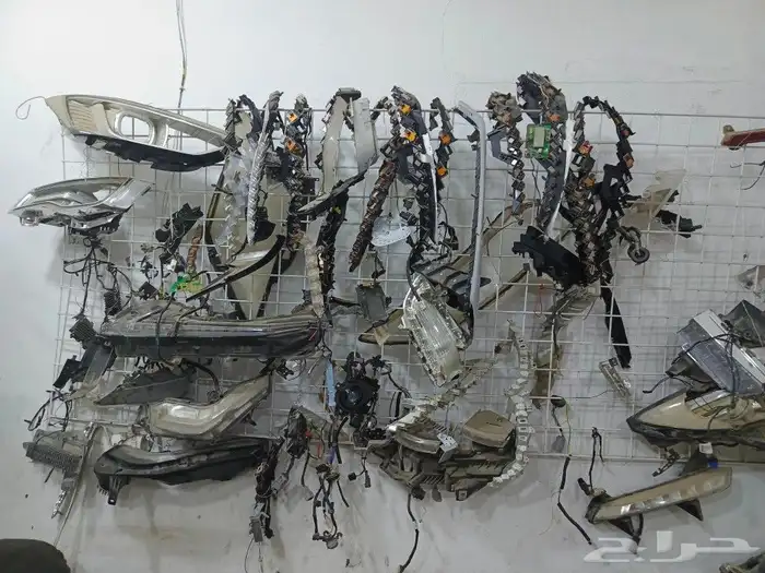 عدسات زنون لمبات محولات غطيان شمعات اصلاح ليد لرمش 38