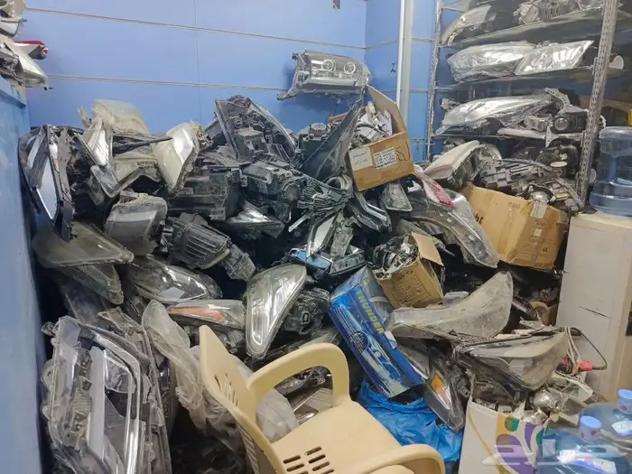 عدسات زنون لمبات محولات غطيان شمعات اصلاح ليد لرمش 44