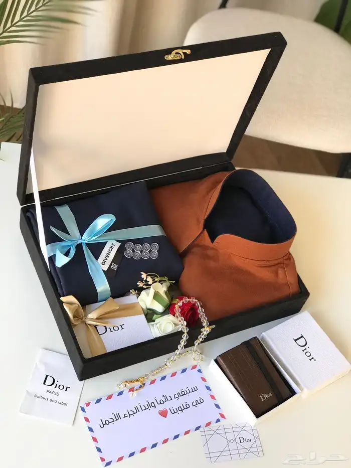 طقم رجالي فخم متكامل 6
