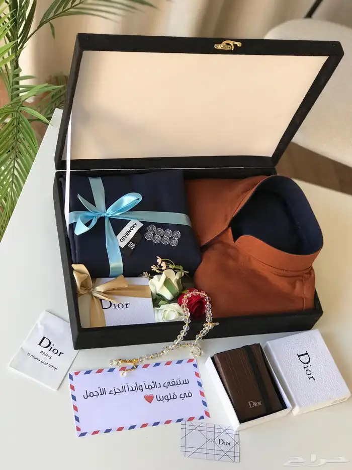 طقم رجالي فخم متكامل 3
