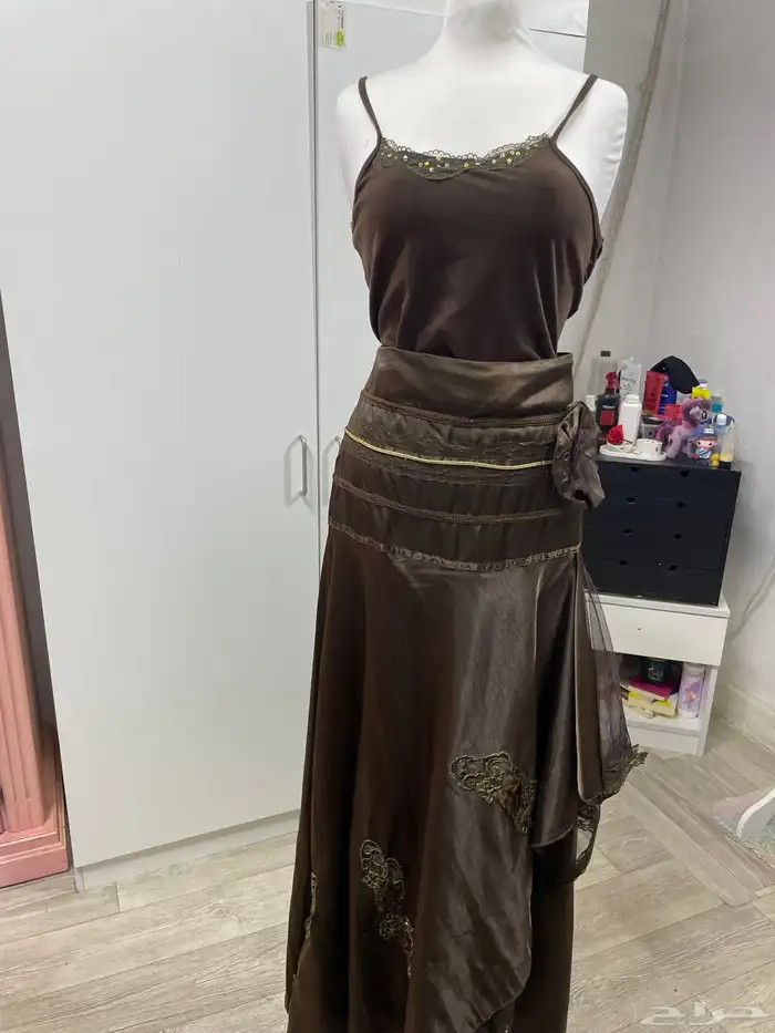 فساتين مستمعمله السعر ما نختلف عليه 37