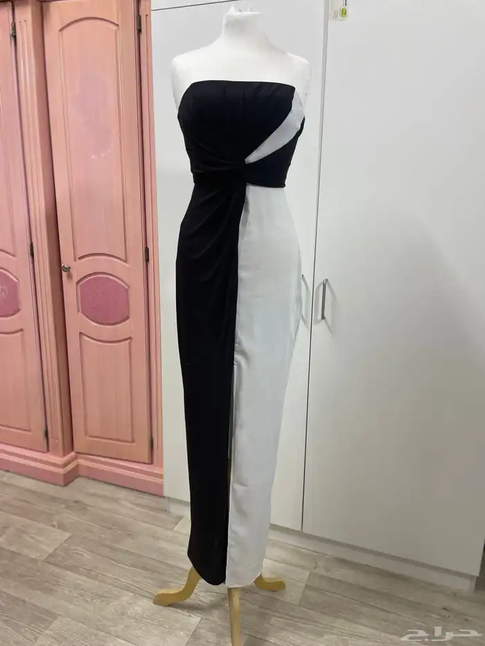 فساتين مستمعمله السعر ما نختلف عليه 57