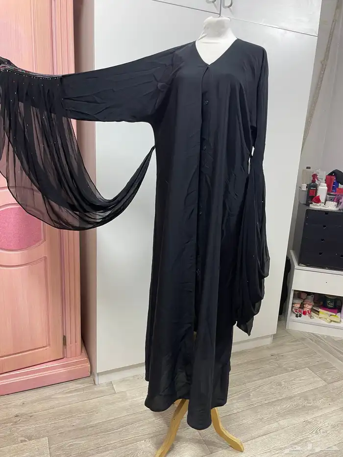 فساتين مستمعمله السعر ما نختلف عليه 8