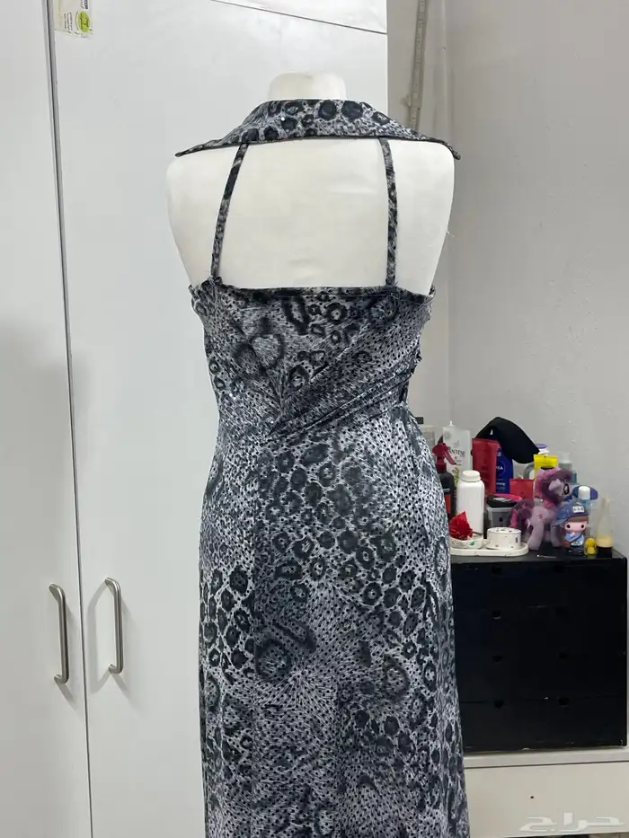 فساتين مستمعمله السعر ما نختلف عليه 13