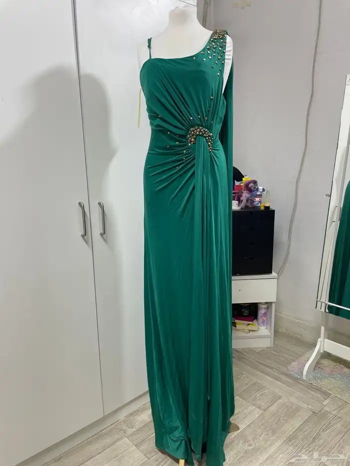 فساتين مستمعمله السعر ما نختلف عليه 41