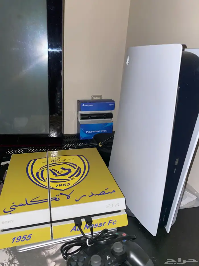 بلاي ستيشن ps4 و ps5 و كاميره لل4 0