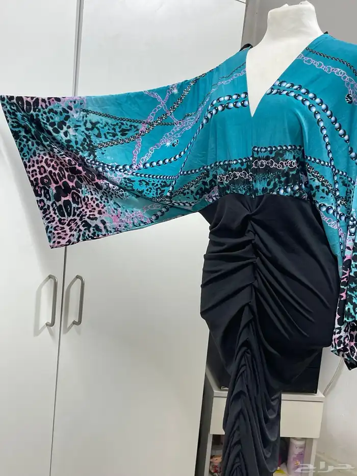 فساتين مستمعمله السعر ما نختلف عليه 25