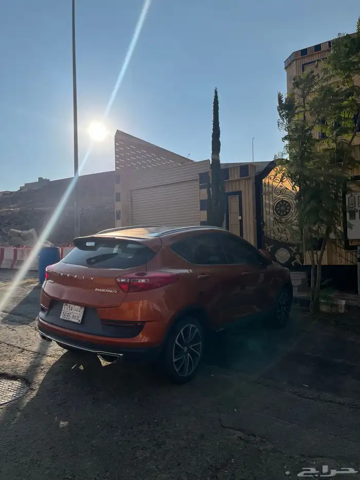 جيلي امقراند gs 2020 5