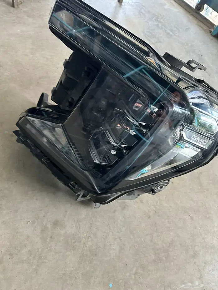 شمعات يوكن 2023-2024 0