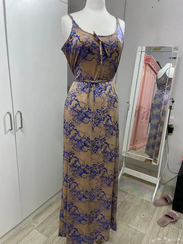 فساتين مستمعمله السعر ما نختلف عليه 47