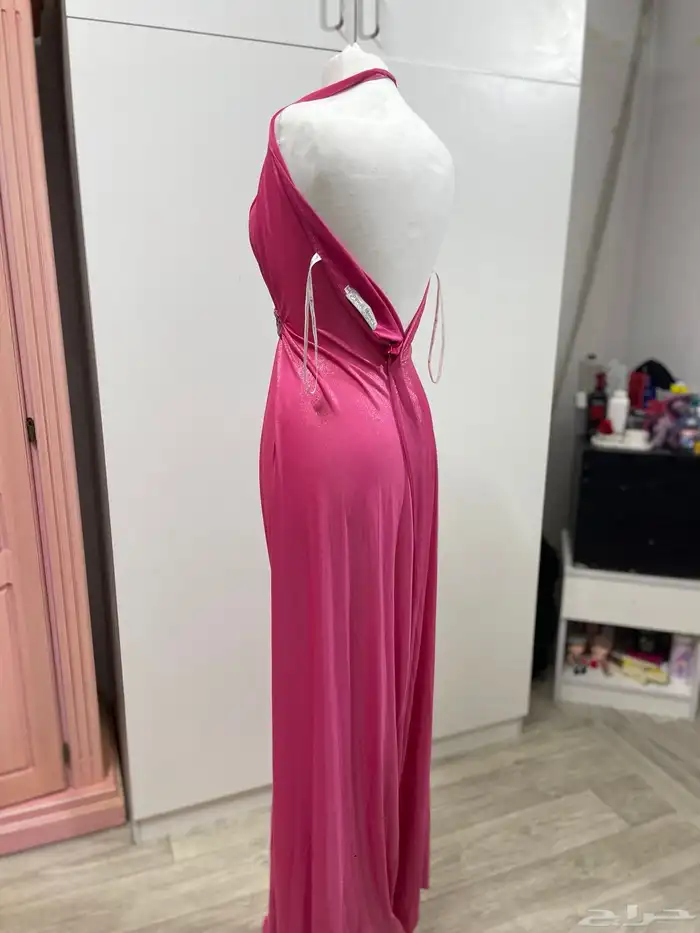 فساتين مستمعمله السعر ما نختلف عليه 7