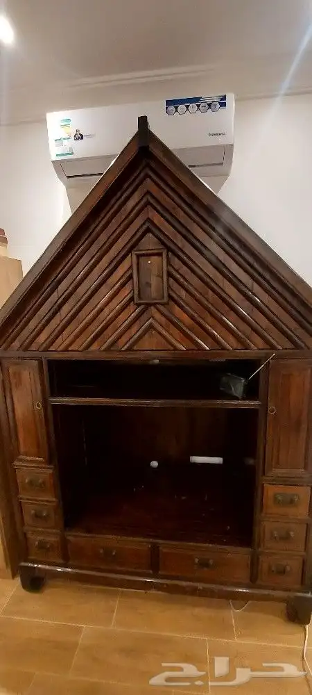 دولاب تلفزيون تراثي كبير 2