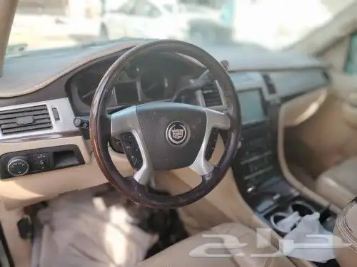 اسكاليد موديل 2008 5