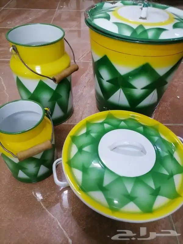 سطل غضار يوغسلافي 1
