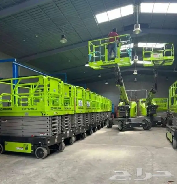 كرينات وسطحات ورافعات مقصيه كهربائية وديزل للإيجار 1