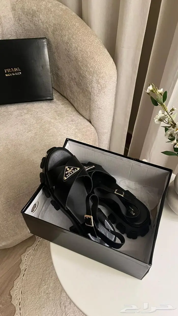 حذاء كعب صنادل برادا فالنتينو صندل نساء احذية فلانتينو PRADA 38