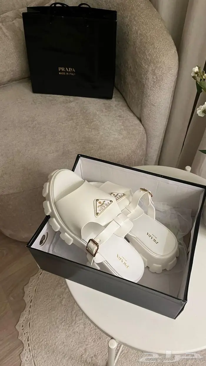 حذاء كعب صنادل برادا فالنتينو صندل نساء احذية فلانتينو PRADA 39