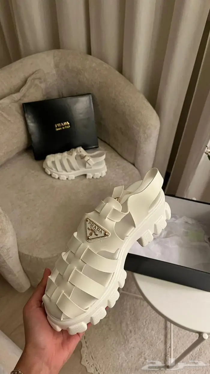 حذاء كعب صنادل برادا فالنتينو صندل نساء احذية فلانتينو PRADA 54