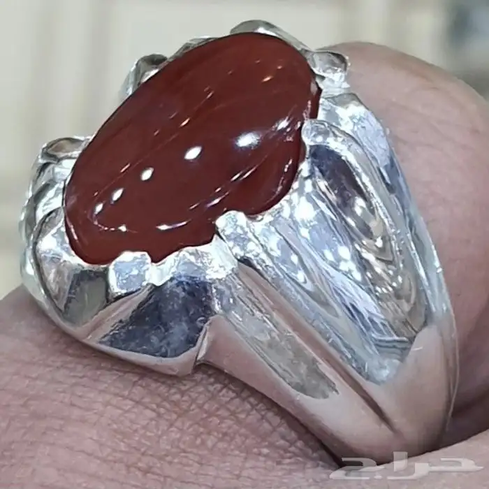 خاتم عقيق يماني كرزي دموي 1