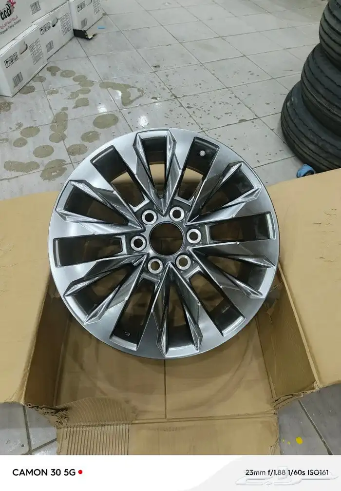 جنوط لاندكروزر 2022 مقاس 20 اصلي وكاله 1