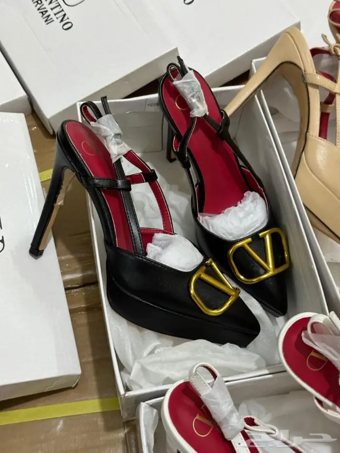 حذاء كعب صنادل برادا فالنتينو صندل نساء احذية فلانتينو PRADA 22