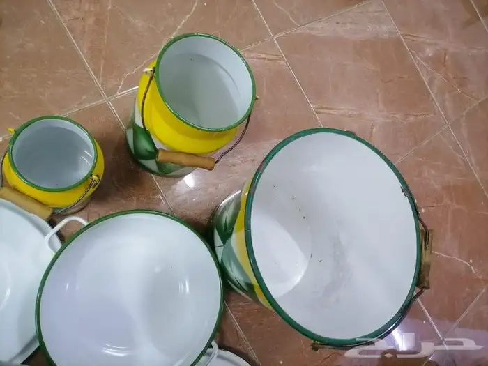 سطل غضار يوغسلافي 19