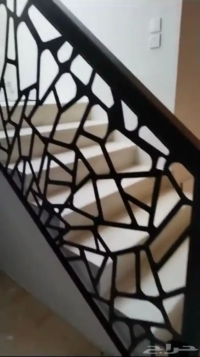 ورشه حداده جميع انواع الحداده ابواب شبابيك هناجر 13