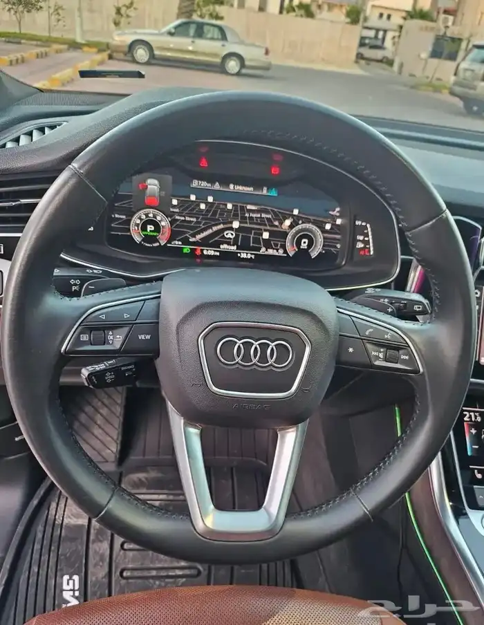 اودي Q7 2020 8