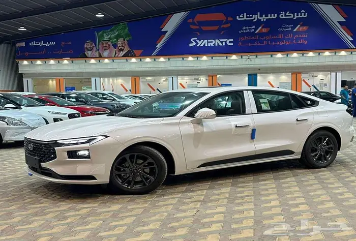فورد تورس امبيانتى 2025 4