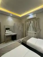 شقة مفروشة غرفتين وصالة بالعليا عوايل جديده قريب للراشد 2