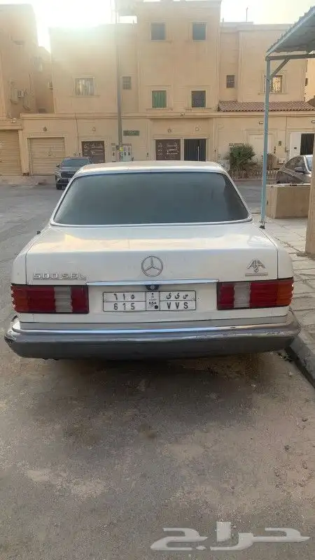مرسيدس 1983 1