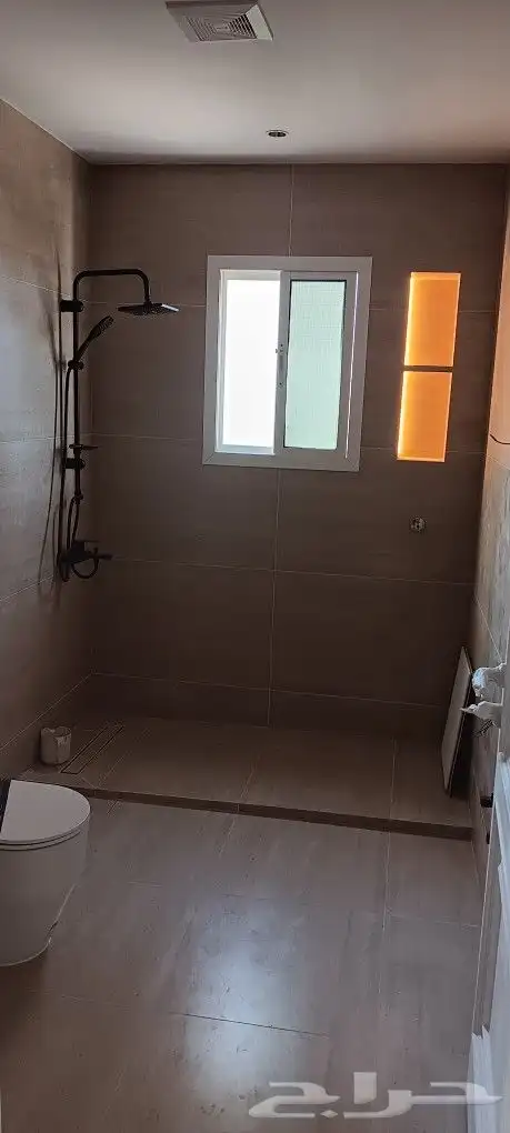 مبلط بجده 0