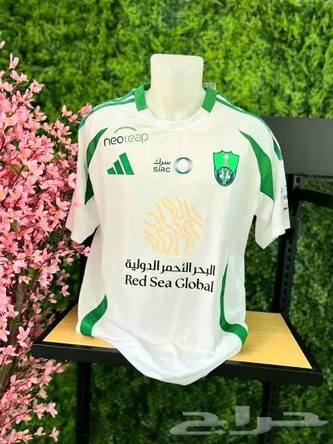 طقم نادي الاهلي الجديد 2025 متوفر بجميع المقاسات وجميع الون 1