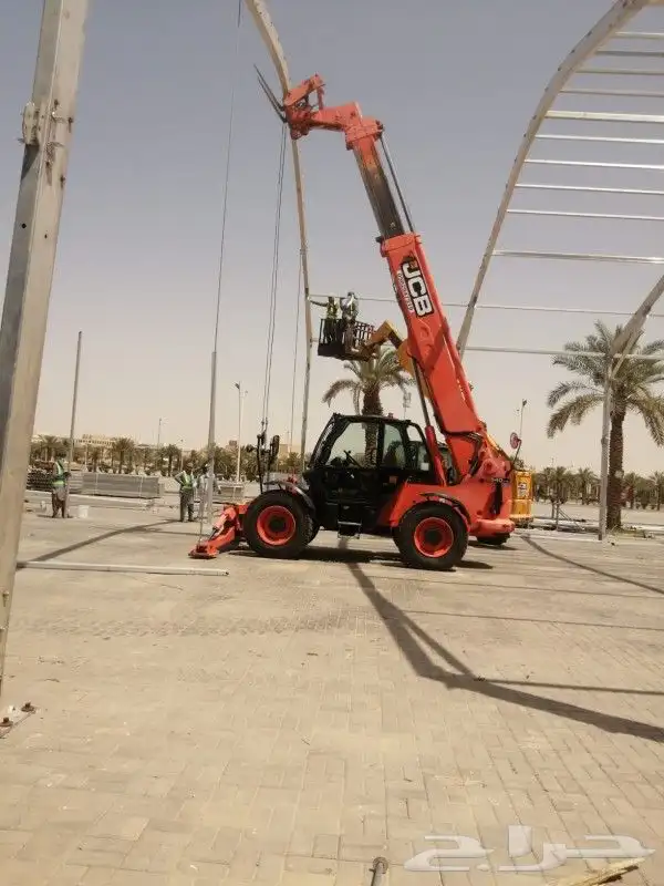 رافعة شوكية جي سي بي تلكسوب للإيجار شهري يومي سنوي 2022 فورك 6