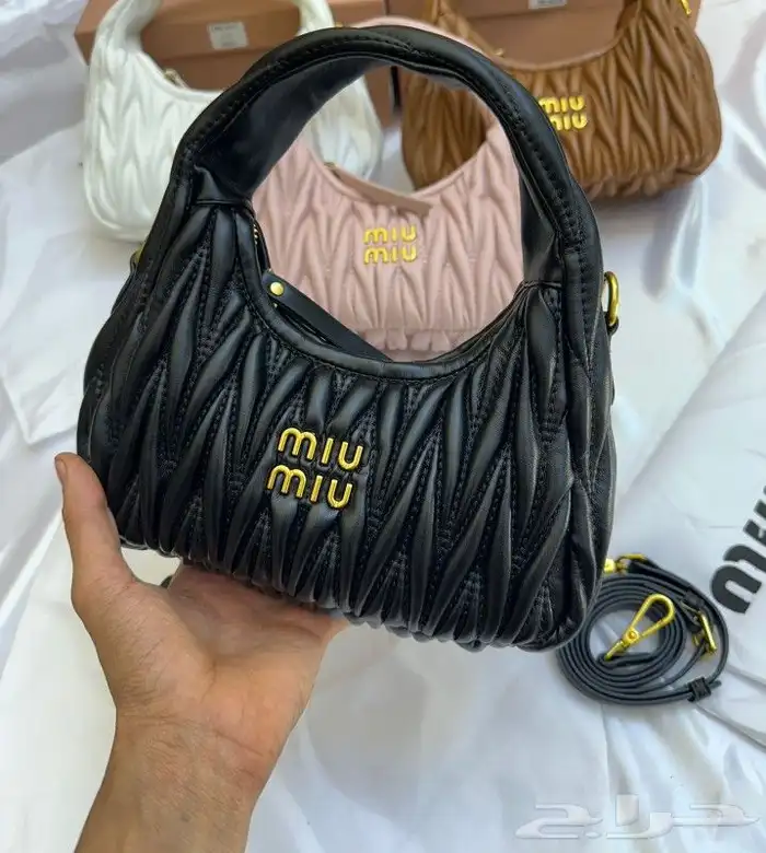 شنطه ماركه ميو ميو شنط ماركات miu miu 6