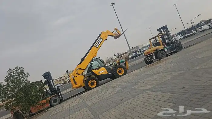 Telescopic crane for rent monthly daily Merloh crane 2