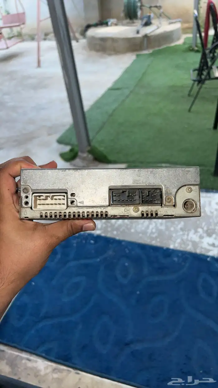 مسجل كرسيدا يركب على الكامري برضو 1