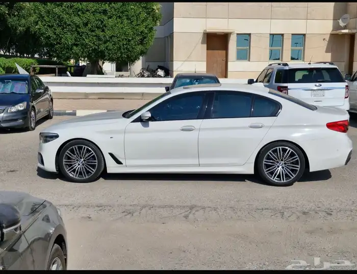 بي دبليو الفئة 5 530i 2018 وكالة سعودي الناغي اول وسعر مناسب 1