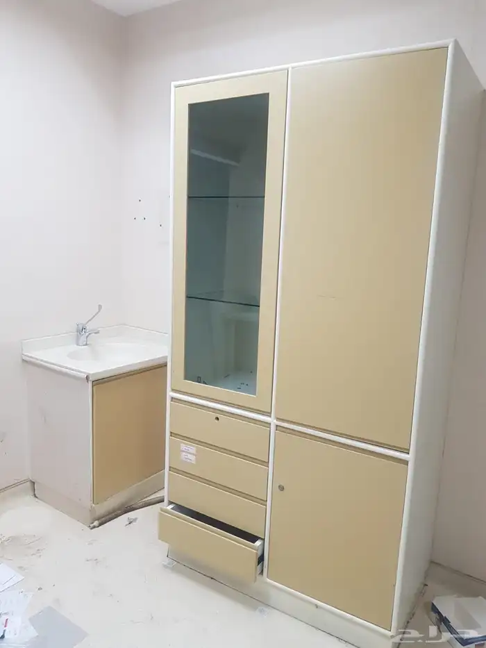 دواليب ومكاتب ادارية وكراسي ومغاسل ومطابخ 18