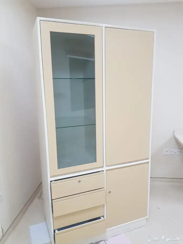 دواليب ومكاتب ادارية وكراسي ومغاسل ومطابخ 15