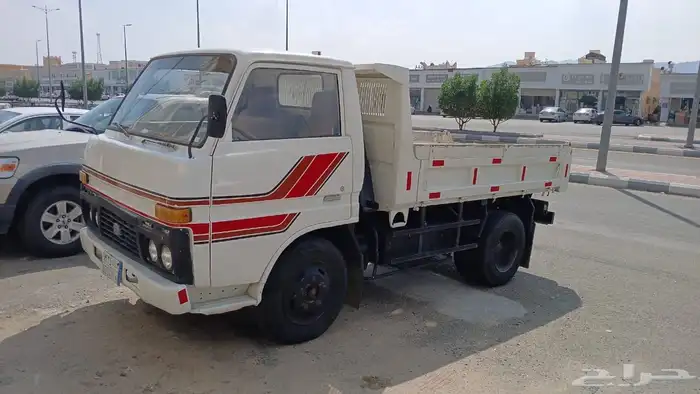 قلاب دايهاتسو للبيع موديل 83 نظيف منوة المستخدم 2