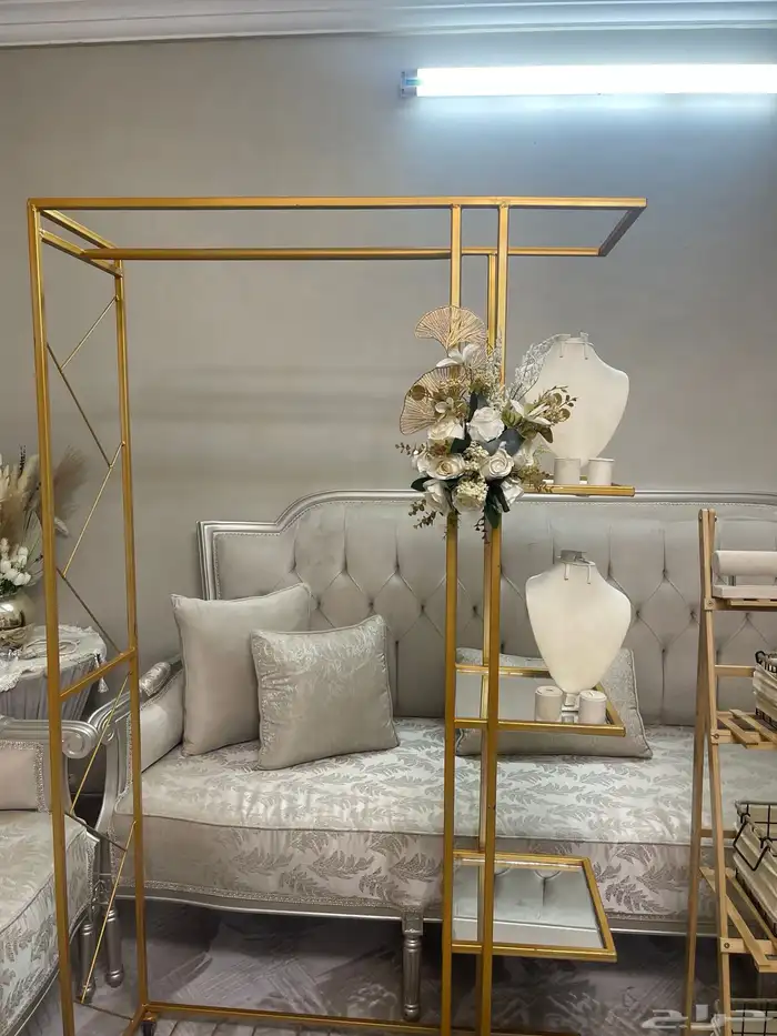 ايجار دبش وبيع مع التزين 0